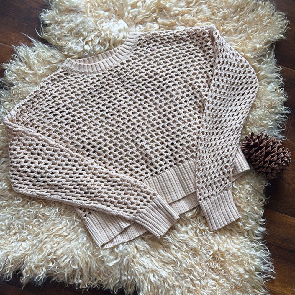 Old Navy Women's Sweater - Tan